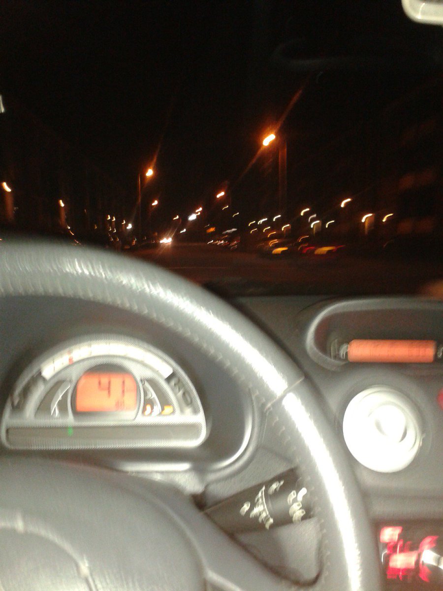 smoking010's tweet photo. omw workk... https://t.co/kxr0fswTsA