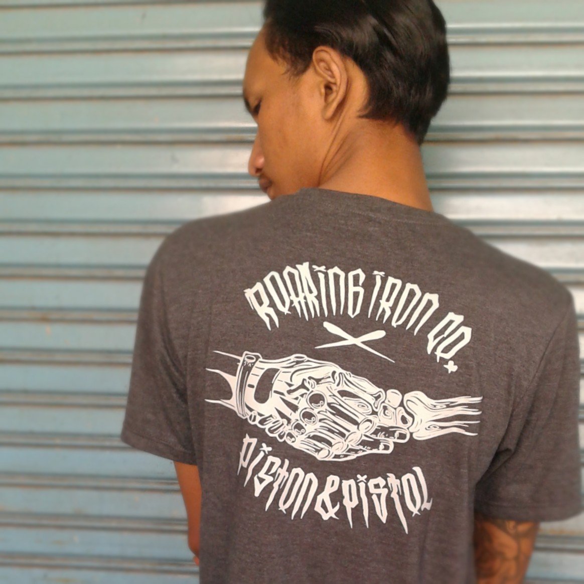 Ready T-S The Roaring Iron , grey misty soft cutton combad 30s sablon foaming 
Cp for order:08992534056
Bbm:5B36BC4A