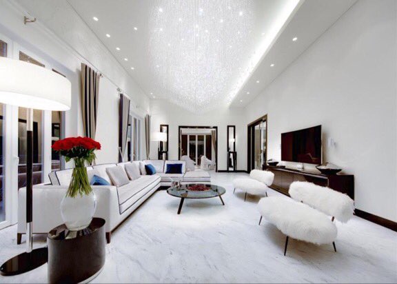 ThepowerfulPics's tweet photo. D'Azur, France - $38M 💎 https://t.co/ZfAiUIaUvx