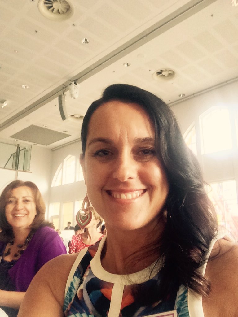 SuzyJacobs's tweet photo. YES YOU ARE @VirtualElves: I am extraordinary!!! @SuzyJacobs @SHE_biz #Fearless2015 https://t.co/mds4Ke2W74