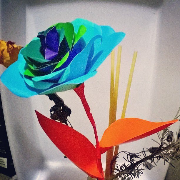 PremierePDX's tweet photo. paganholladay posted Paper roses are undoubtedly better than the real thing. #craft #DIY #design #color #sculpture … https://t.co/s0X6tyPguh