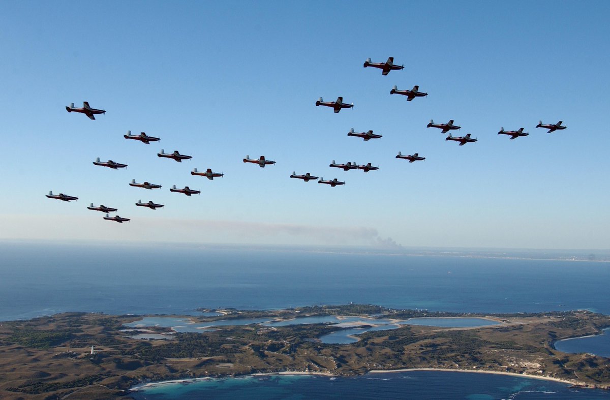 AusAirForce's tweet photo. 2FTS 'Thunderbird' formation flypast @CityofFremantle and @CityofPerth Thurs 3 Dec https://t.co/DUA0E5YcrZ https://t.co/f2ZZJAlmNi