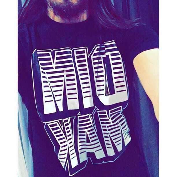 The Dim Mak X Mad Decent collabo tee from when me & @Diplo did our Asia tour in 2009. #throwback @dimmak @maddecent https://t.co/LveQHQeAaR