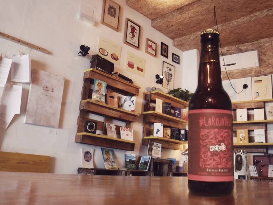 El 16 de diciembre llévate tu pack solidario en <a href="/LaJeronima/">LaJeronima</a> <a href="/CervezasTaifa/">Cervezas Taifa</a> <a href="/YelpSevilla/">Yelp</a> #LaRojaYelp