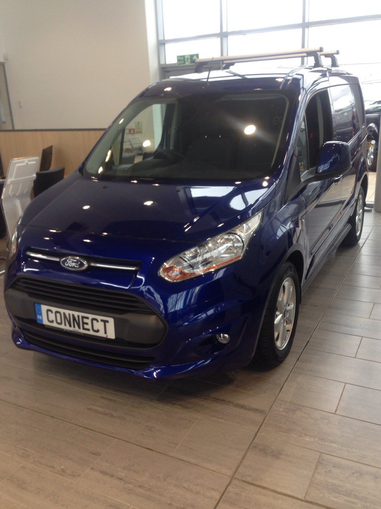 Fordvanstaxis's tweet image. Ford Transit Connect Limited 200 L1 1.6 TDCI 115PS now in stock!