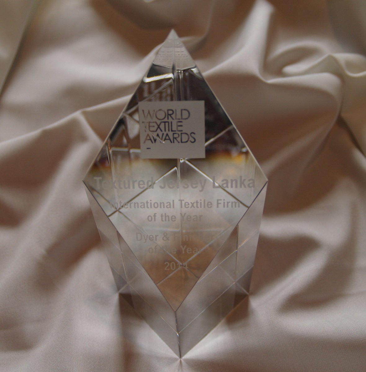 worldtextile's tweet photo. This #award could soon be yours. Enter the competition now for your chance to win: https://t.co/zGwSuVLWG0 #textiles https://t.co/0bZ49j6HMB