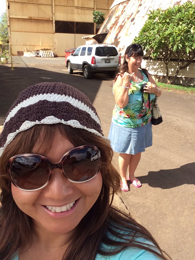 MiwaOgletree's tweet photo. With my buddy Debby from the land #DownUnder, #ByronBay to be exact! #AlohaDownUnder #Aussie #Love #Aloha #Friends https://t.co/rrSfQDYsaf