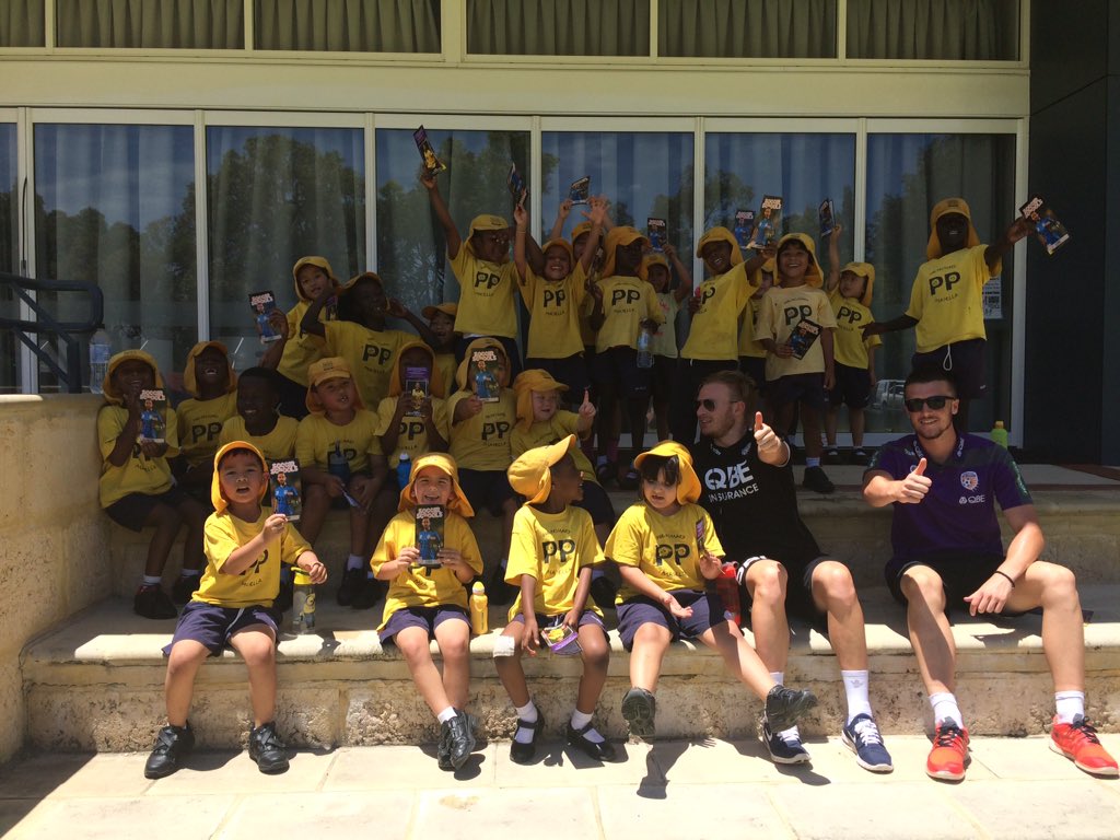 PGFCommunity's tweet photo. StevePurton &amp; @ScottRobertson5 at Majella PS this morning, teaching pre primary, yr 1 &amp; 2 #westvrest #perthgloryfc https://t.co/76WbvhIBnD