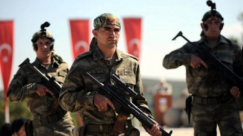 kamugundemicom's tweet photo. Bedelli askerlik çıktı mı? 2016 askerlik kısalıyor mu? https://t.co/BLlsnQoY8i https://t.co/FpaoL8xpjS