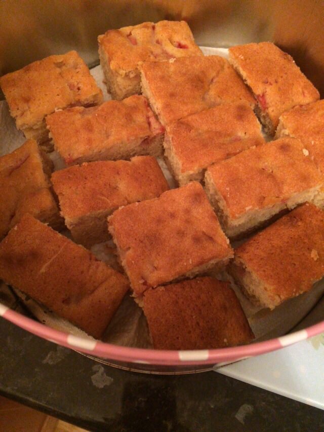 Eventive2015's tweet photo. Like the look of these white choc and strawberry blondies? Come down to @UoLondonSC TODAY 10-4pm for @TeenageCancer https://t.co/S5zNkvZ90V