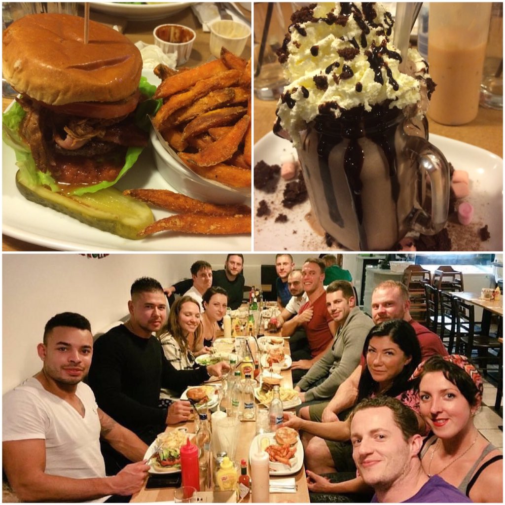 TimChaseFit's tweet photo. Video later on today on my Reverse Diet part 2

Cheats/Refeeds - Do you need them?💪🍰🍪

Last Friday @BlacksBurgersUK https://t.co/qCdby4JSM4