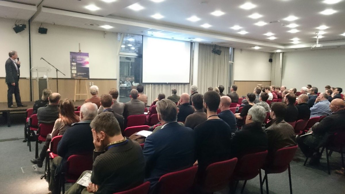 LEDapplicatie's tweet photo. #LEDevent in Elewijt-Zemst is goed van start! Netwerken op de kennismarkt en lezingen volgen over elektronica & led https://t.co/BWiwAdy5fU