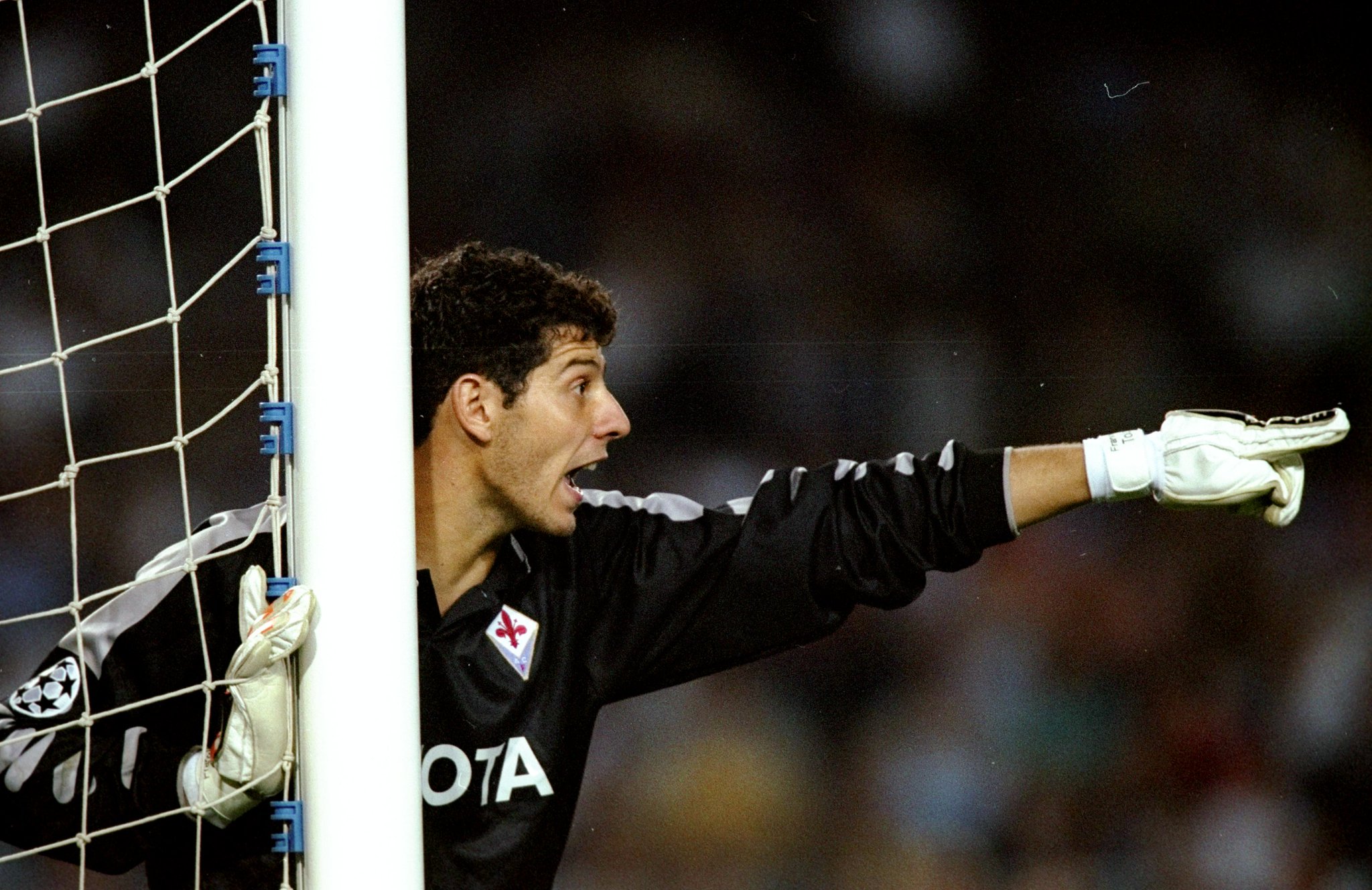 Happy birthday, 2010 winner Francesco Toldo! 