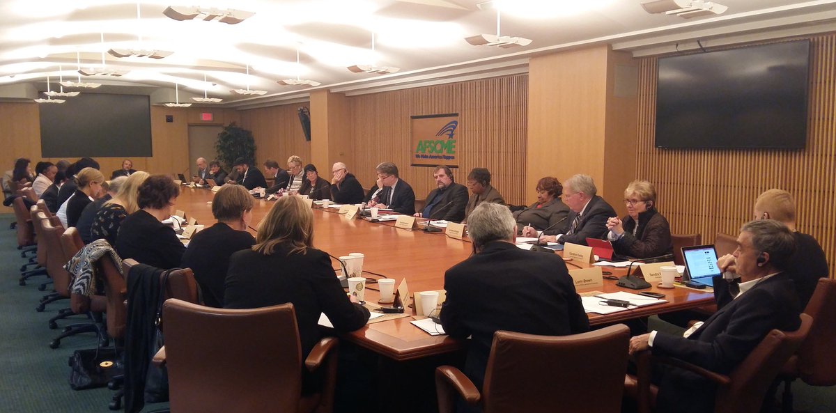 PSIglobalunion's tweet image. Over40 union leaders from around the globe discuss the threats of #privatisation to democracy #NoOutsourcing @AFSCME