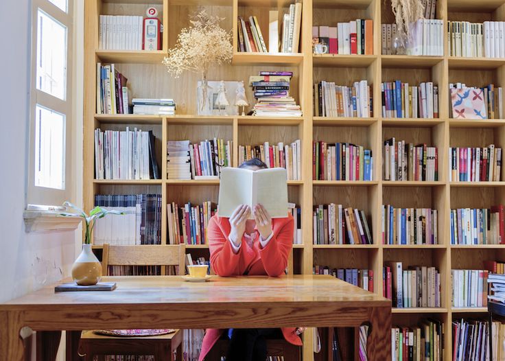 mindbodygreen's tweet photo. 10 Books To Read If You Want To Start 2016 Right by @emmamildon https://t.co/GLnQyhCI3b https://t.co/bn8rdvMToV