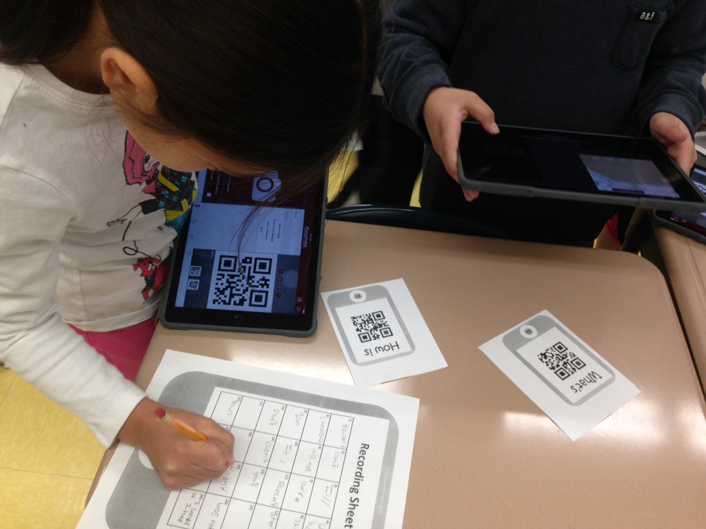 KariAddington's tweet photo. Fales 3rd Grade using QR Codes to review contractions.
#ipadpower https://t.co/t9kwlEhanH