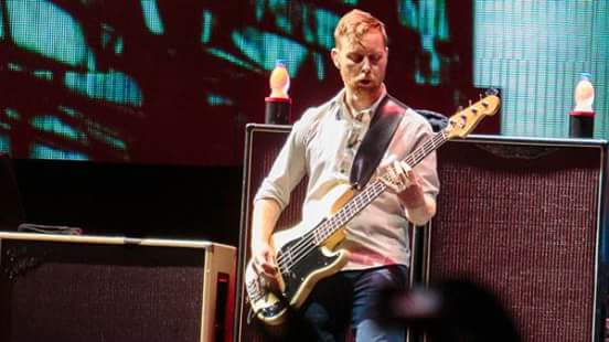 Happy 47th birthday to Foo Fighters bass legend Nate Mendel. 
