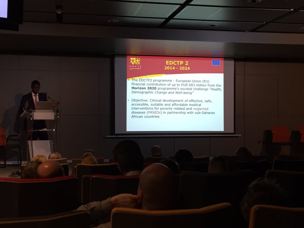 EuropeVaccine's tweet photo. @habarugira3 présents #EDCTP2 to the audience of #PlaSud #CoReVac workshop 100 #clinicaltrials funded THANKS @EDCTP https://t.co/Lcop60NxTw