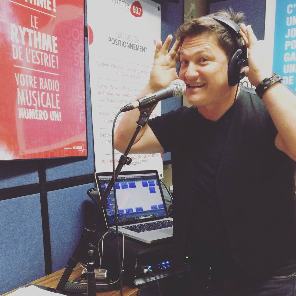 <a href="/alainfrancoisAF/">Alain-François</a> en studio pour notre traditionnel party des Fêtes!! Joignez-vous à nous : bit.ly/1X4nba0