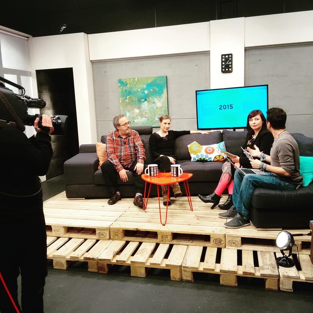 2015histoires's tweet photo. On a un réalisateur de plus en studio cette semaine : Jaco Van Dormael ! #2015h https://t.co/Hk4dT4f8m9