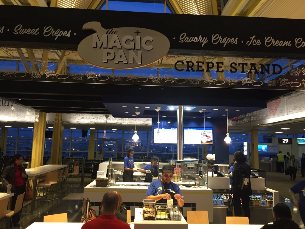 Bradvice's tweet photo. The new #MagicPan put some #magic in my #breakfast at #DCA @LettuceEats @dcairports #travel @AmericanAir #DC https://t.co/kkPJ3vO927