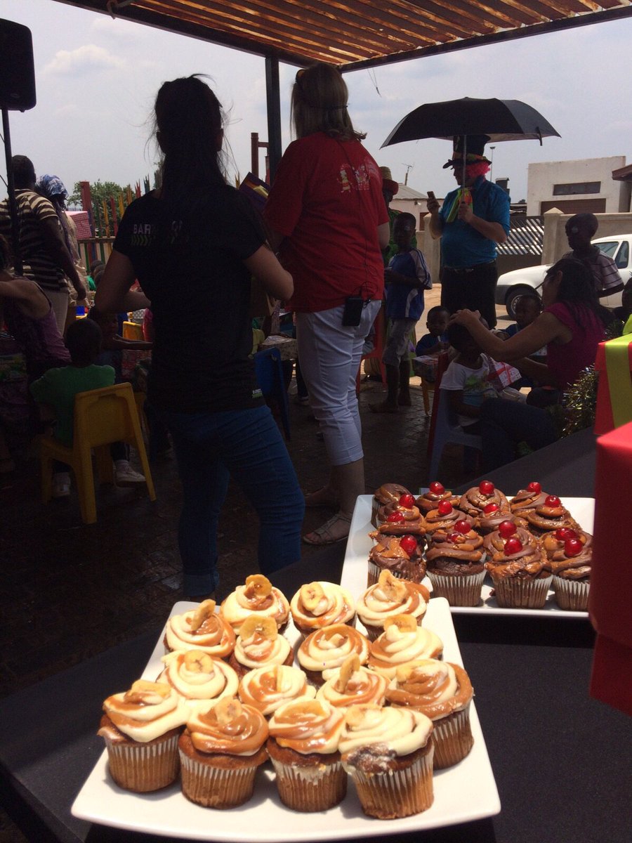 BarmotionSA's tweet photo. A big thank you to @GirlWithCake_  who contributed #cupcakes for our cause.
#givingback #lovebarmotion https://t.co/dDc48hMjgr