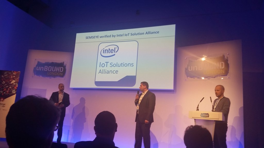 intelitalia's tweet photo. Soluzioni innovative per #IoT. La #startup italiana @taggalo finalista a #Challengeup https://t.co/IGqnNzPZSz https://t.co/bhmtxp8DZA