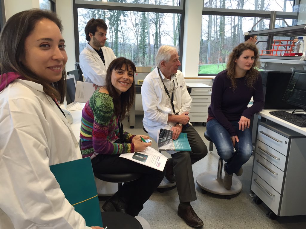 jackie_dreyer's tweet photo. Paying attention to vesicle characterization #EMBLEVs https://t.co/J7OpuI0qKK
