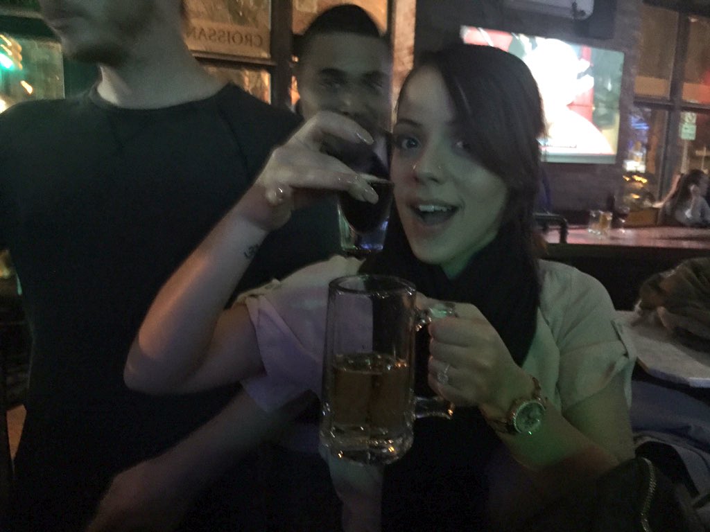 JBoNitaAppleBum's tweet photo. Who told my ass to turn up on a Tuesday ? 😩 #regretwednesday https://t.co/BtIV8irAnL