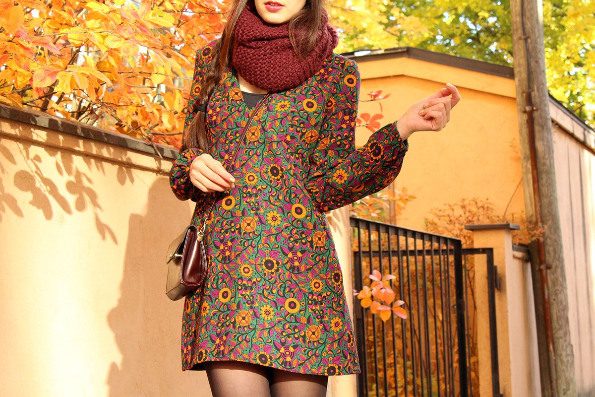 pazhalabi's tweet photo. Flowered dresses for autumn!
https://t.co/jU35UtbfrZ
#seventies #autumnoutfit #muotiblogi #helsinki #fashionblogger https://t.co/Zf8RlQ98Zl