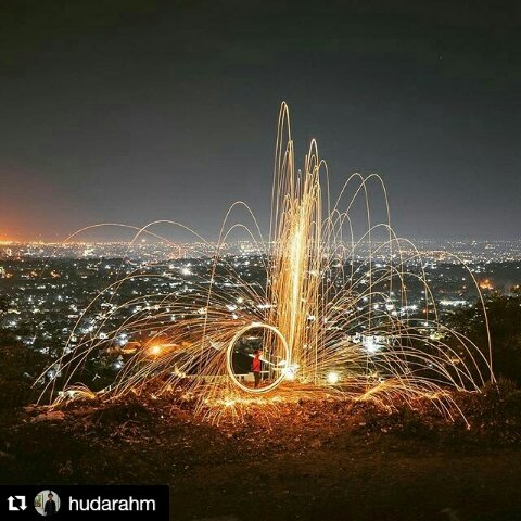 Wisata Semarang tweet media