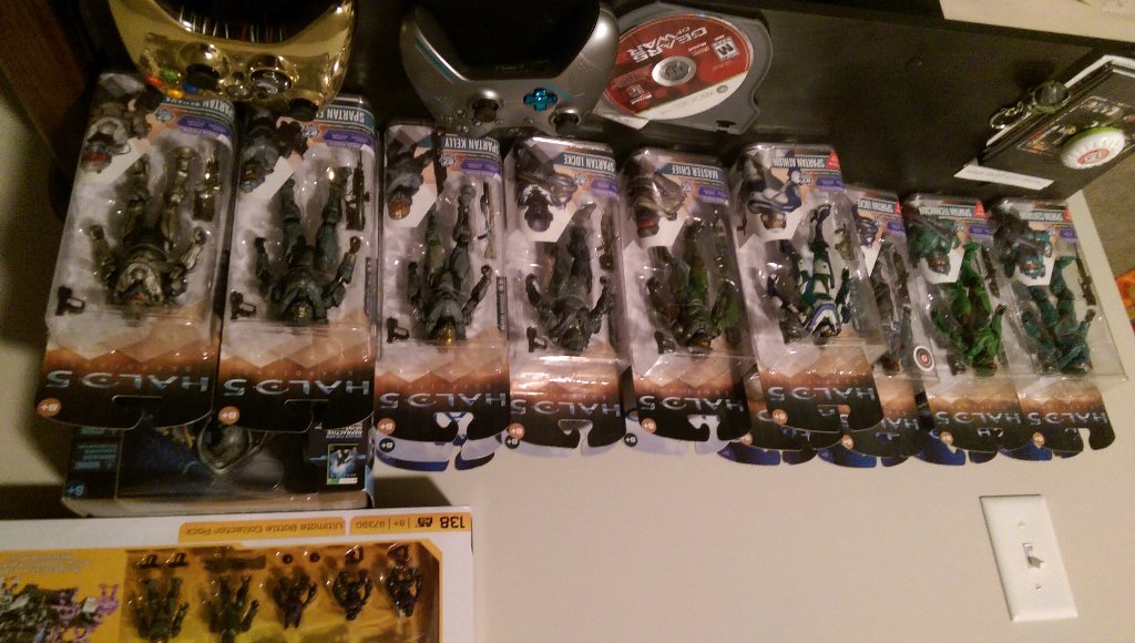PorkChopBacon's tweet photo. @JOMAA_v1 @K0UKIZ @RectifyGaming @FoG_Net @TiBrown88 @wearyisjosh @drnebel MOAR #McFarlane dunno y upside down https://t.co/BLPb0YkdQB