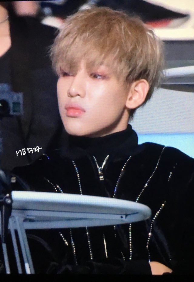MB9397's tweet photo. 151202 #bambam https://t.co/yL9zrpvE9K