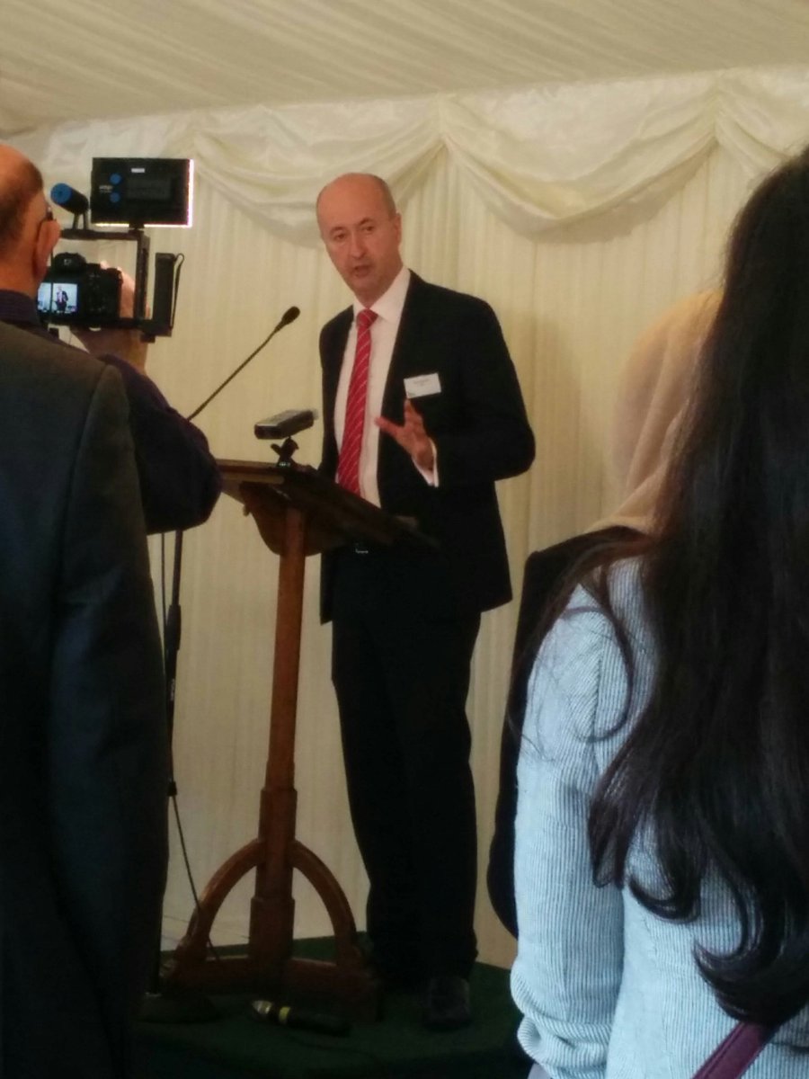 Dr Glenys Jones RNutr on Twitter: "@GeraintDaviesMP talks about his bill for tsp sugar labeling @actiononsugar #sugarawarenessweek parliamentary event ...