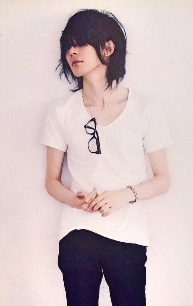 アヤネ Bumperさんのツイート 藤々しい Bump Of Chickenのvo 藤原基央のようであること また藤原を連想させること もの 例 おおかみこどもの雨 このような画像 いちごサンド Bump好きrt Bumpofchicken Bump語 T Co Tmj7fbbemf