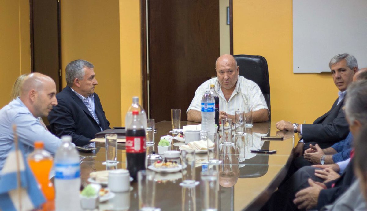 GerardoMorales's tweet photo. Trabajo en conjunto y de saneamiento para apuntalar al Sector Tabacalero de #Jujuy https://t.co/Y5rsG8boRi https://t.co/KUZfH0h7Cp