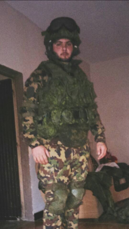 https://pbs.twimg.com/media/CVOcPohUAAABaeB.jpg:large