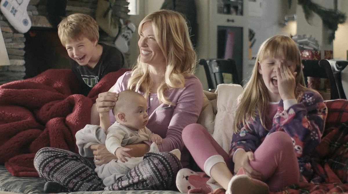 Kohls's tweet photo. Share 25% off with your friends and family, in store &amp; online 12/2-12/6 w/HOLIDAY. Pass: https://t.co/zHfjVMF327 https://t.co/WFzhwMi2VS