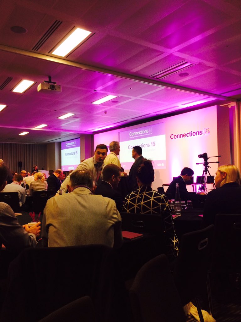 DaraByrne22's tweet photo. #connection15 just about to kick off @netappuk @adam_tarbox @ElliotSBHoward https://t.co/iDJdPs5dVw