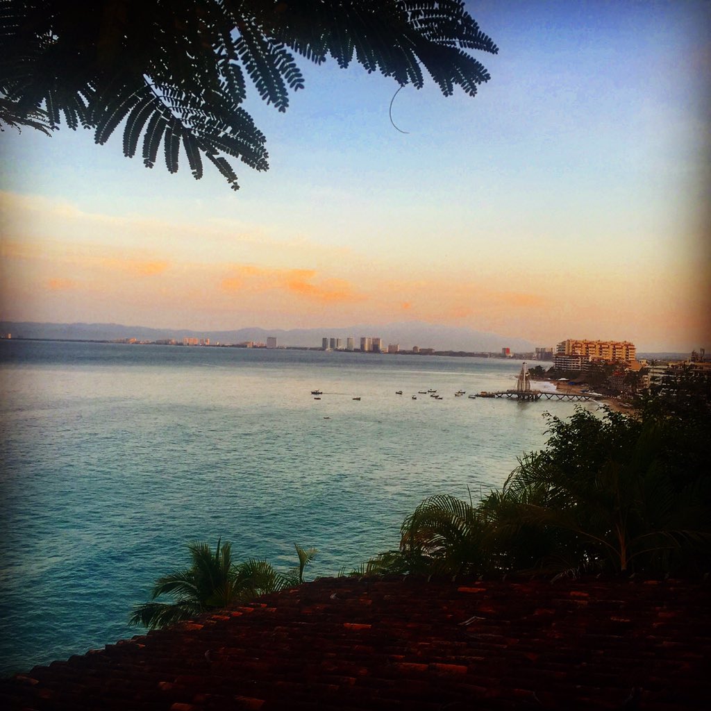 eqdestinations's tweet photo. #PuertoVallarta #Mexico Views from @villaveranopvbc https://t.co/zocNzrL4vr