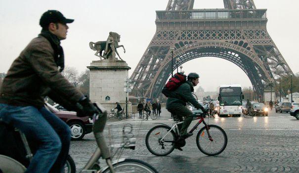 LEXPRESS's tweet photo. Rétropédalage pour l'indemnité vélo, qui sera facultative et plafonnée https://t.co/8PZz4xsUCj https://t.co/GDlqvPUUOy