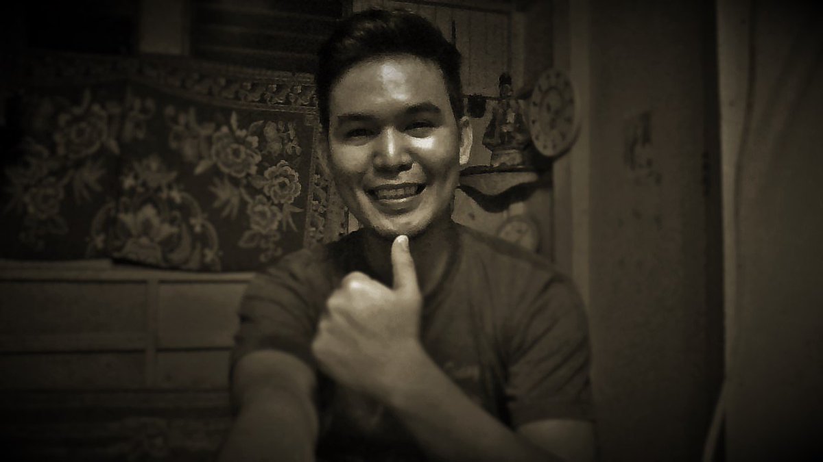 yayaysmyname's tweet photo. inaantok na pero sige picture pa :3
dont forget to pray pips (y) :)
#LNPrayBeforeSleep https://t.co/KIxTm4yiLQ
