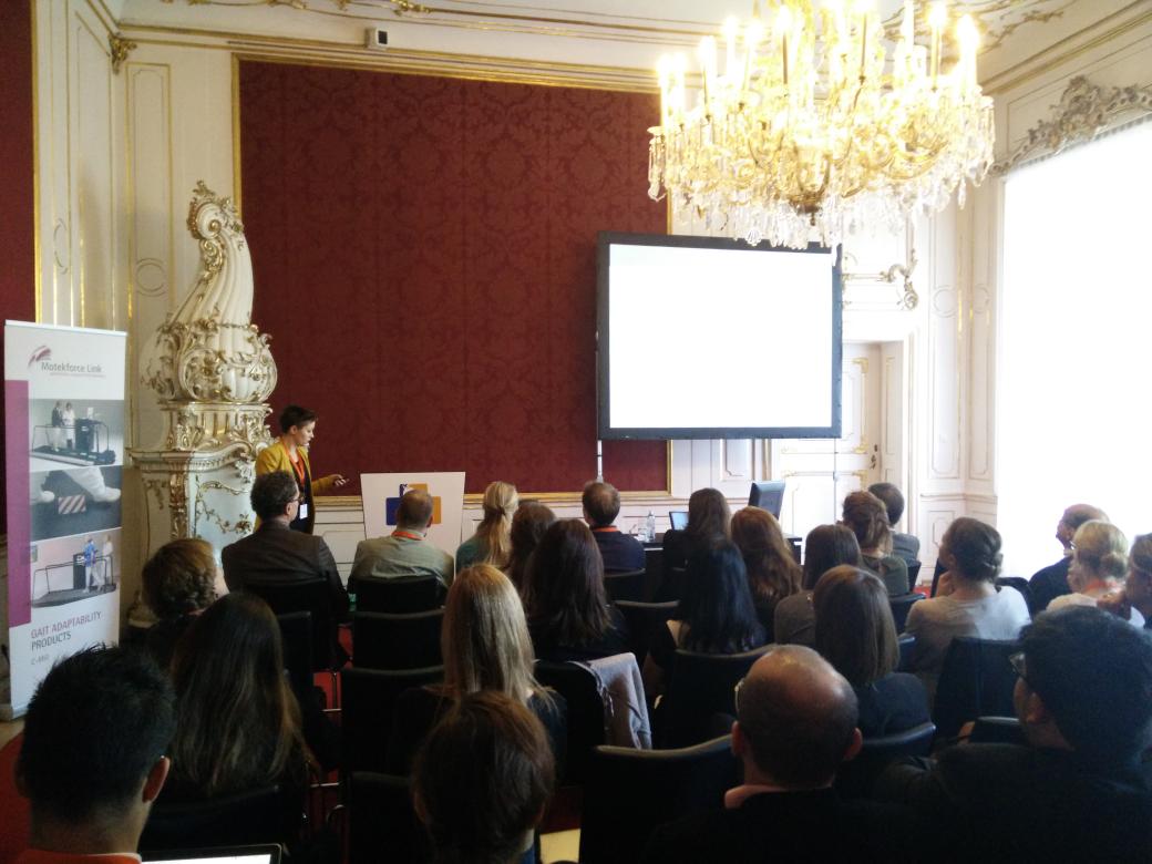MaartenRPrins's tweet photo. @Celine1509 presenting her clinical research on C-mill training at the ECNR Vienna @MotekforceLink symposium https://t.co/5OeTF4IBCq
