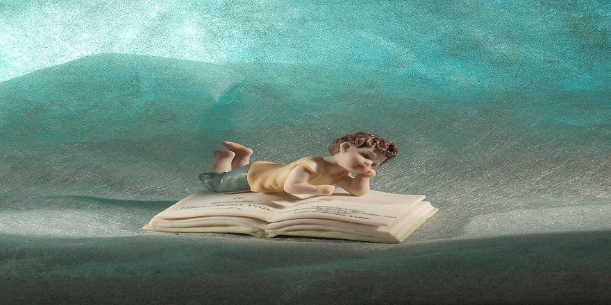 #VolevoDirtiChe un libro aiuta a vivere meglio. Leggere è l'unica mania che non fa male.