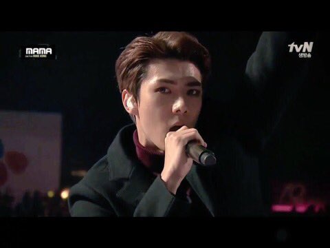 undorseok's tweet image. วันนี้ภูมิใจในตัวเมนมากกกกกกกก วันนี้ฮุนไม่ได้มาเล่นๆ นางมาร้องเยอะกว่าเดิม5555555 #2015MAMA