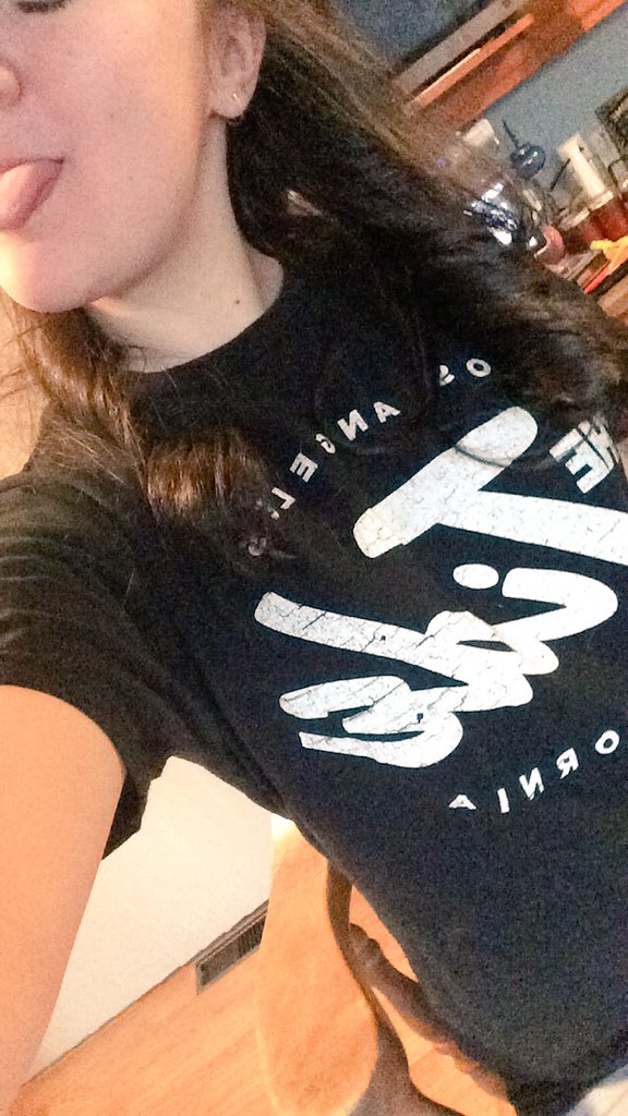 cams_taco's tweet photo. Reppin my @TheTide shirt around town today! #TheTideMerch https://t.co/ZdpZUvFkNp