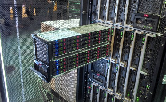 V3_co_uk's tweet image. HPE unveils Synergy as part of push to help firms manage a hybrid IT strategy bit.ly/1MUnPBt #SMBserver