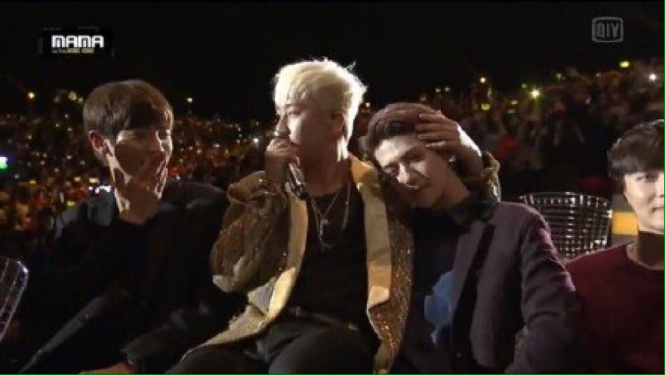 EXOfanbase_Int's tweet image. SEUNGRI &amp;amp; SEHUN LOL