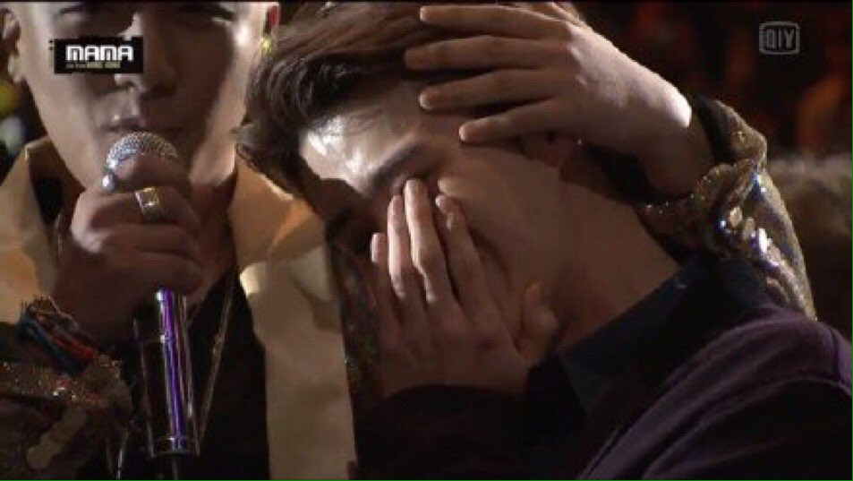 EXOfanbase_Int's tweet image. SEUNGRI &amp;amp; SEHUN LOL