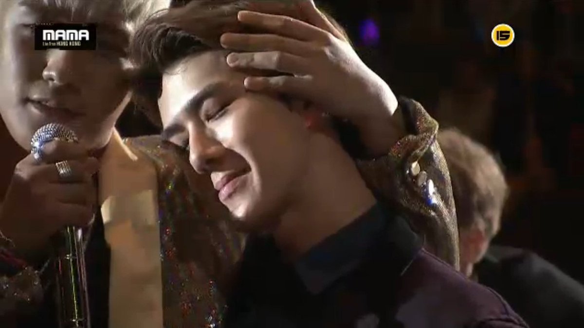 [CAP] #SEHUN หูกระจงควรปลูกให้ห่างจากตัวบ้าน #MAMA2015